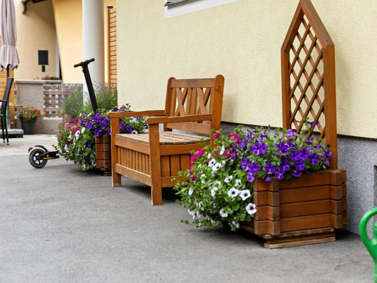 Spacious Apartment In Grossarl With Garden Экстерьер фото